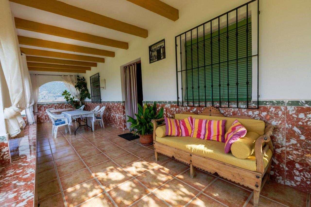 Вилла Casa Jurinea Alzar Торрес Экстерьер фото